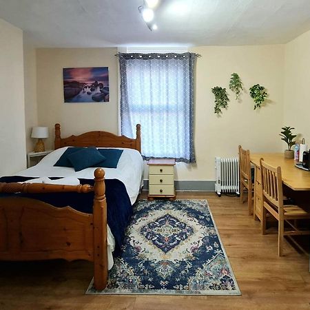 Lovely Private Room Near Central ลอนดอน ภายนอก รูปภาพ