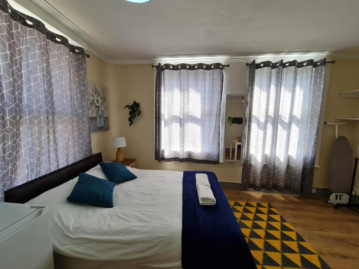 Lovely Private Room Near Central ลอนดอน ภายนอก รูปภาพ