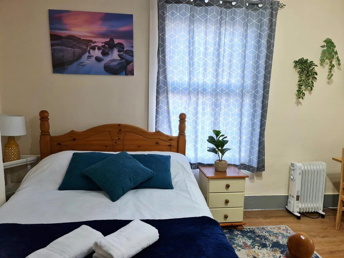 Lovely Private Room Near Central ลอนดอน ภายนอก รูปภาพ